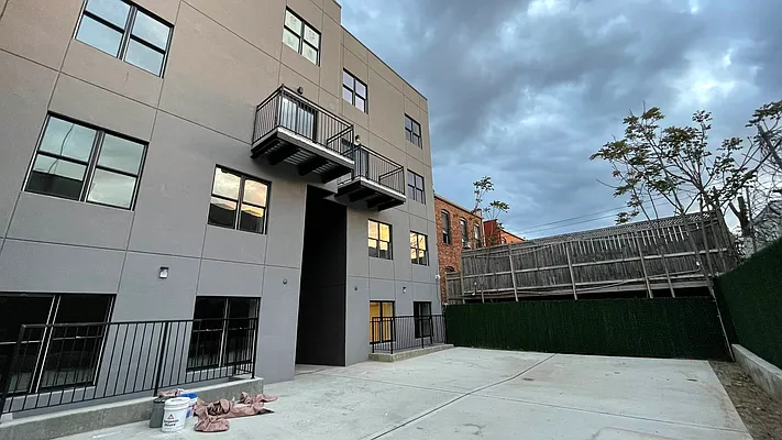 Rented by Doorway NYC, LLC | media 11