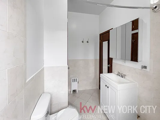 Rented by Keller Williams NYC | media 10
