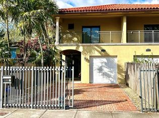 3777 SW 28th St #0, Miami, FL 33134