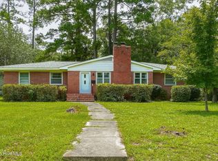 725 Devon Ct, Wilmington, NC 28403
