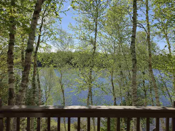1715 Marion Hills Dr, Charlevoix, MI 49720