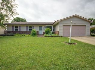 2705 Hathaway Dr, Champaign, IL 61821