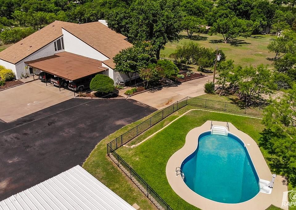 1st image of 11046 Twin Lakes Ln