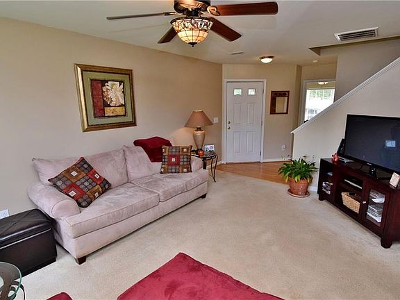 5th image of 6203 Black Willow Dr