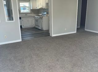 105 E Valley St #42, Wamego, KS 66547