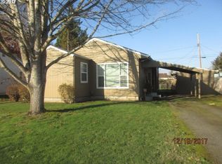 1854 E St, Springfield, OR 97477