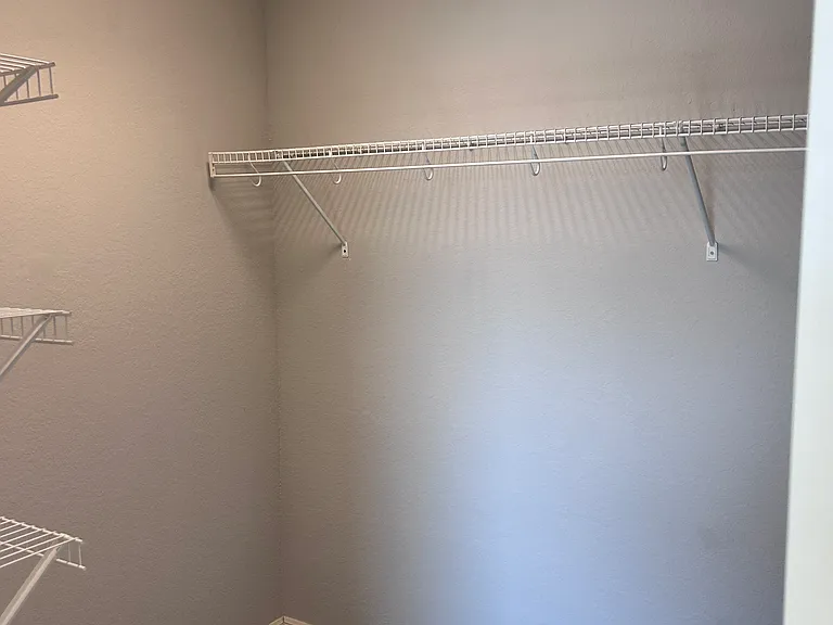 336 Saint Georges Cir — Photo 18