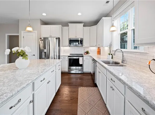 133 Creek Front Ln, Suffolk, VA 23435