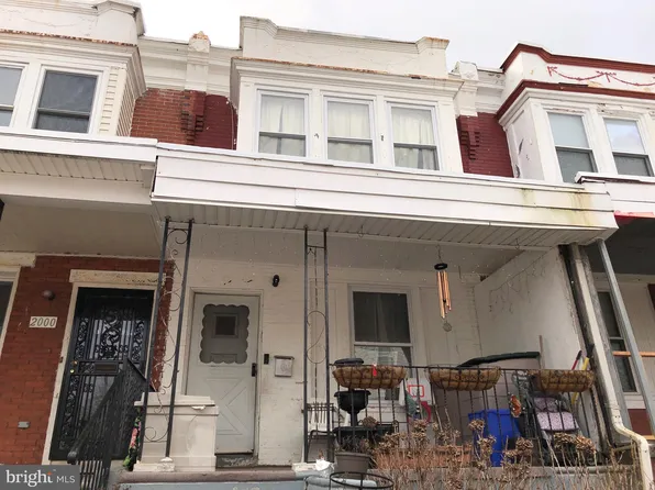 2002 W Laveer St, Philadelphia, PA 19138