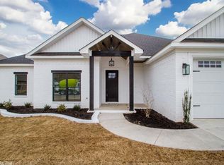 9549 Meadow Creek Dr, Sherwood, AR 72120