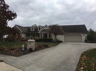 910 Woodland Ct, Decatur, IN 46733