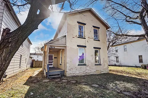2826 E 2nd St Photo 1