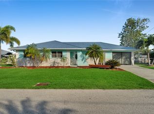 2758 Bruce St, Matlacha, FL 33993