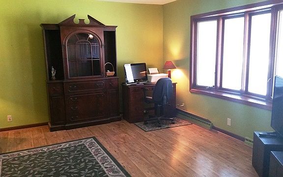 4th image of 6305 Lyndhurst Ln