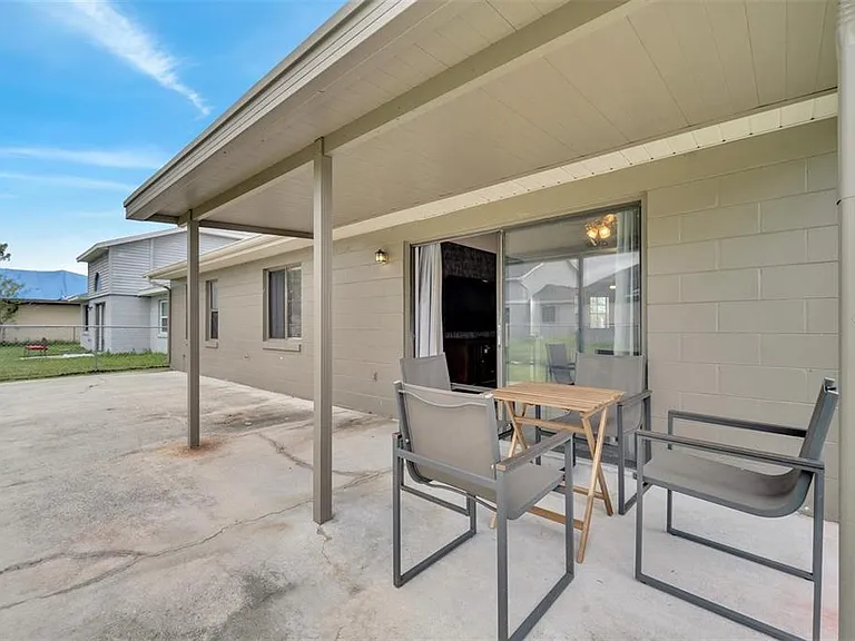 153 Sandalwood Dr — Photo 23