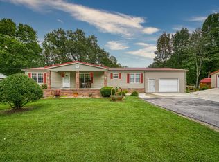 448 Phillips St, Baxter, TN 38544