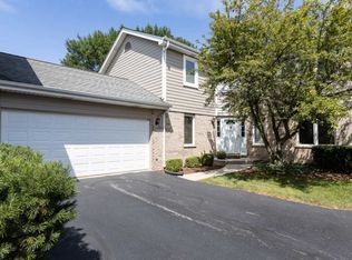 17916 Lennan Brook Ln, Orland Park, IL