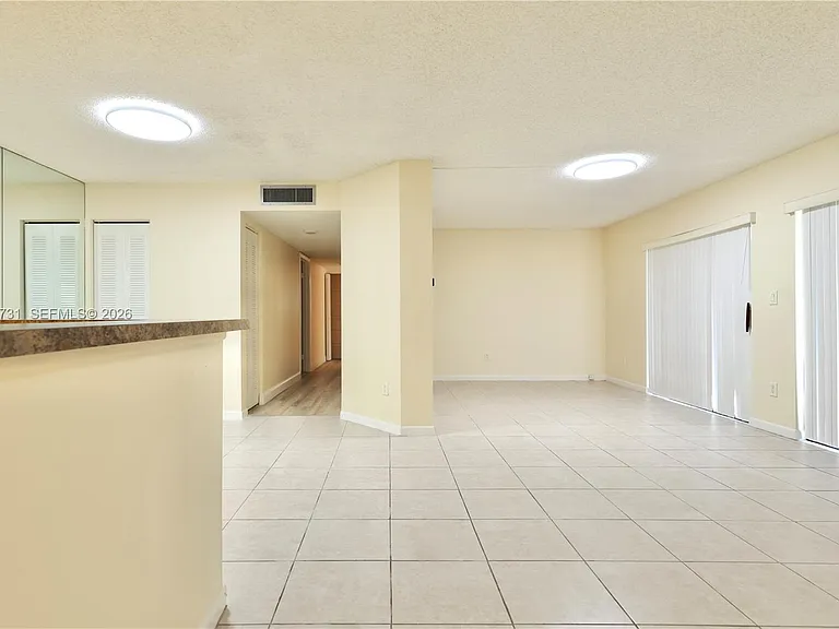 9448 S Belfort Cir #116 — Photo 4