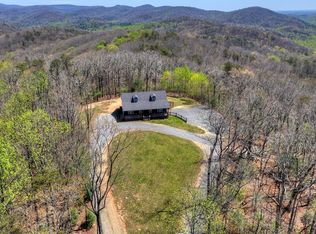1073 Old Burnt Mountain Rd, Ellijay, GA 30536