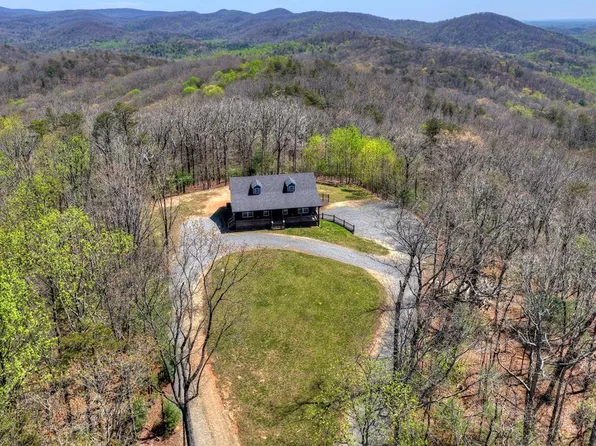 1073 Old Burnt Mountain Rd, Ellijay, GA 30536