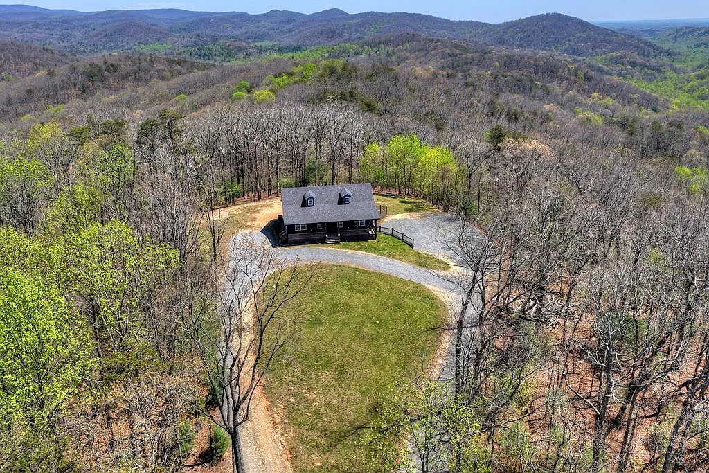 1073 Old Burnt Mountain Rd photo 1