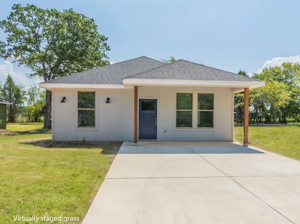 225 Harris Blvd, Malakoff, TX 75148