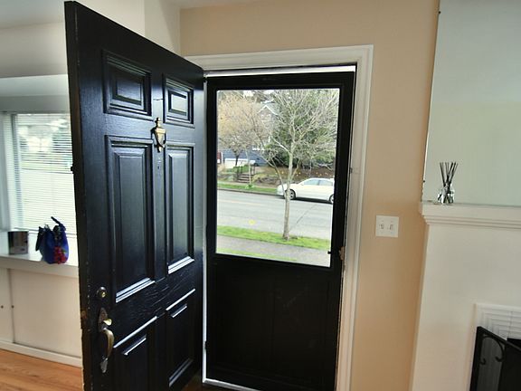 2nd image of 6219 40th Ave NE #A