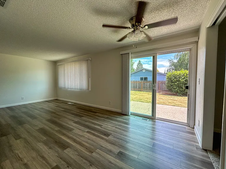 1488 Warbler Dr SE — Photo 11