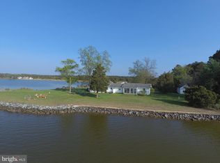 1426 Town Point Rd, Cambridge, MD 21613