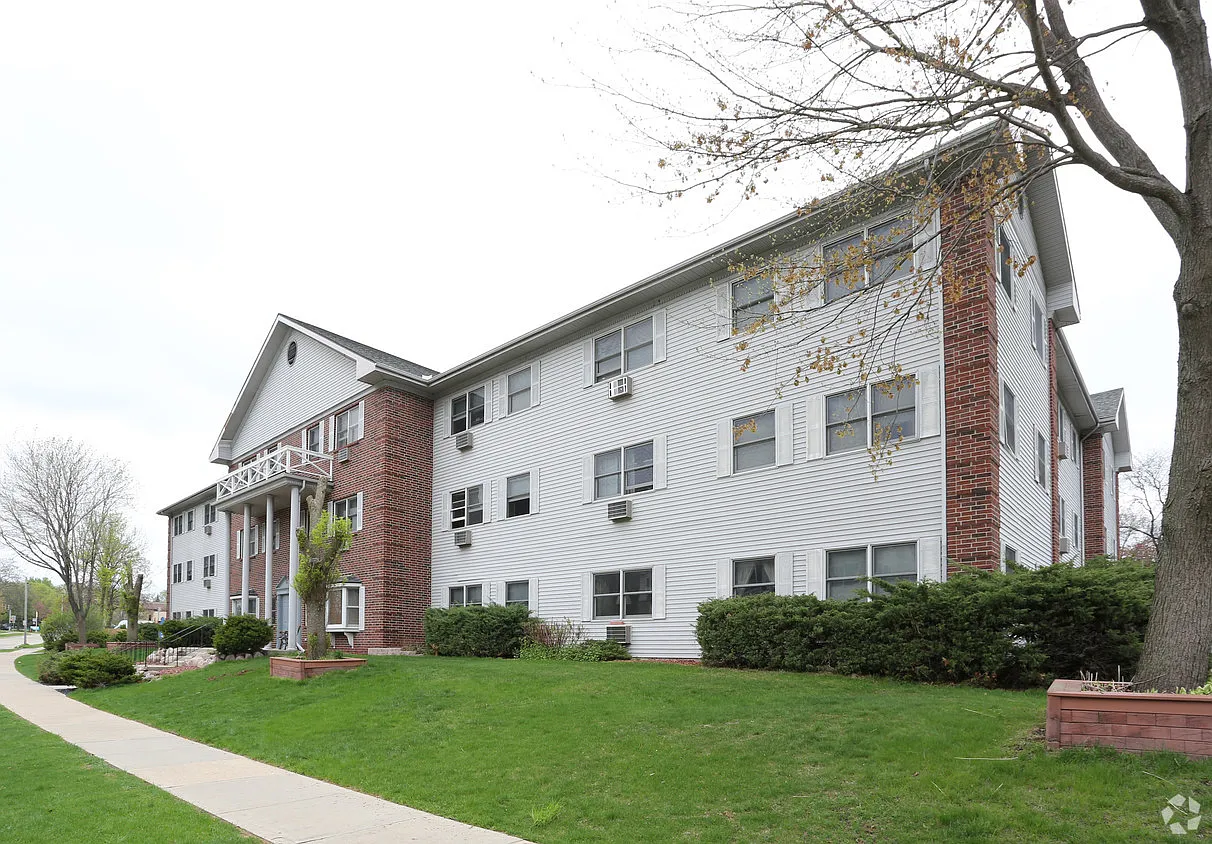 Northshore Estates — Photo 1