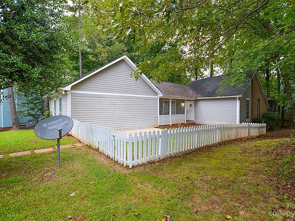 3rd image of 5804 Olivet Dr