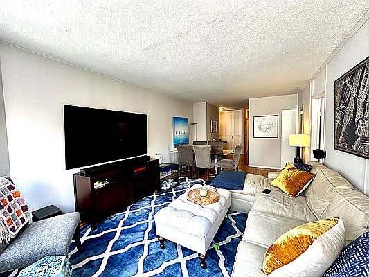 3rd image of 151-155 E 31st St #15A