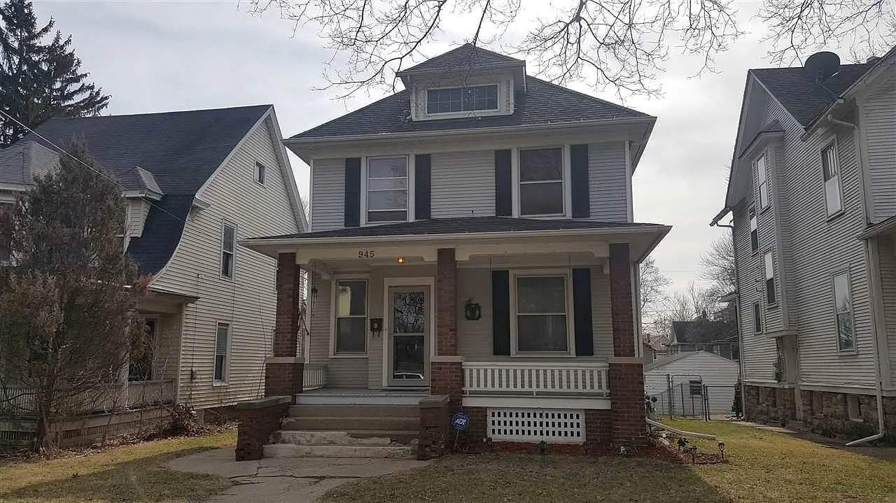 945 Grant Ave photo 1