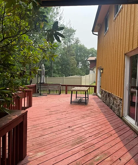 143 Regal Ct #1 — Photo 2