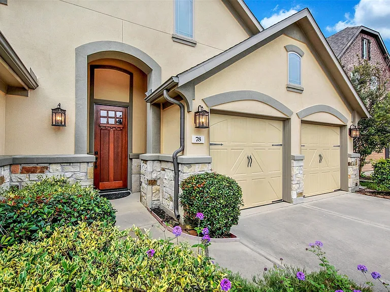 78 Hearthshire Cir — Photo 2