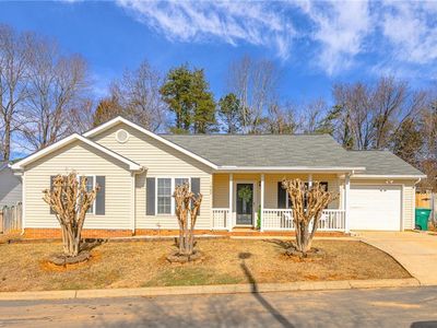 1482 Lewisburg Pointe Dr, Clemmons, NC, 27012