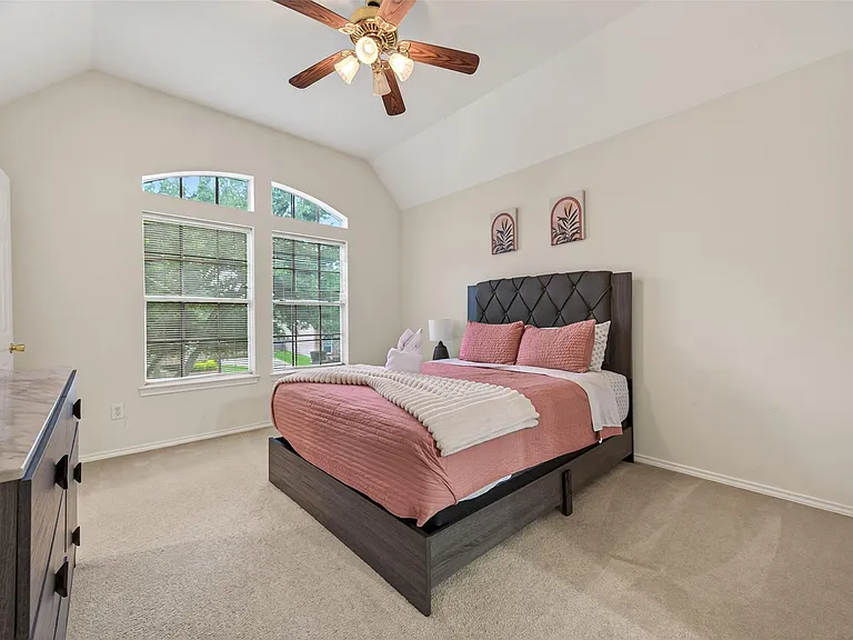 5911 Indian Hills Ln — Photo 22