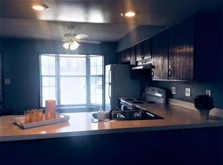 15609 E Us Highway 24 APT A, Independence, MO 64050