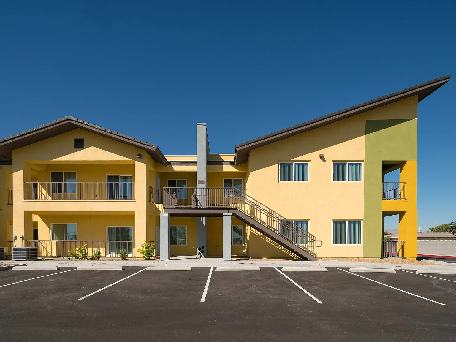 Tiffany Place Apartments — Photo 3