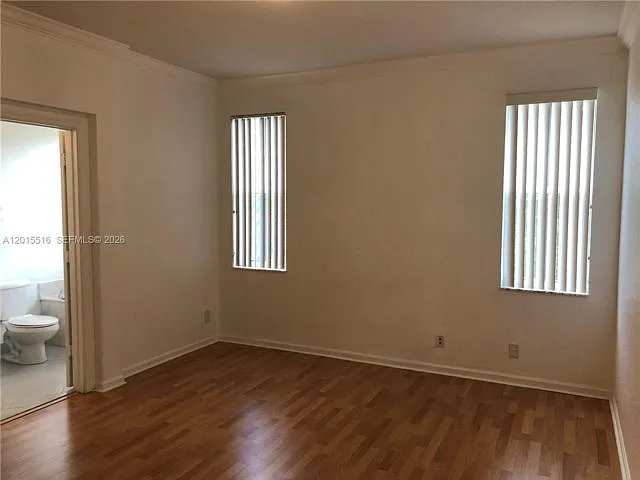 693 Live Oak Ln — Photo 9