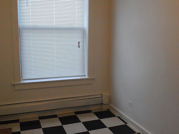 3rd image of 1610 N Mason Ave APT 312