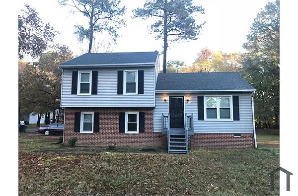 Building Photo - 901 Pebble Ct