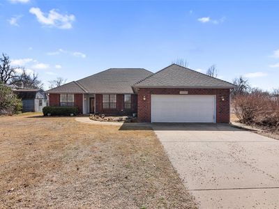 10340 Oak Park Dr, Midwest City, OK, 73130