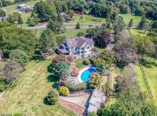 9 Farmersville Rd, Califon, NJ 07830