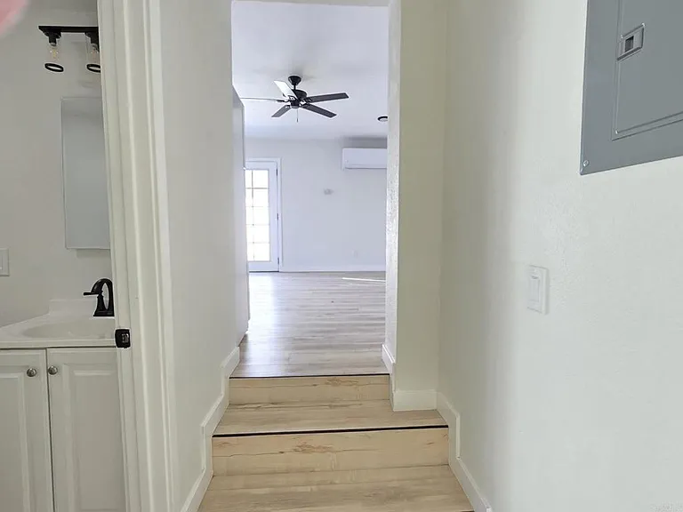 2029 E Ave — Photo 5
