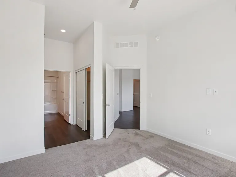 DC Heights Apartments — Photo 86