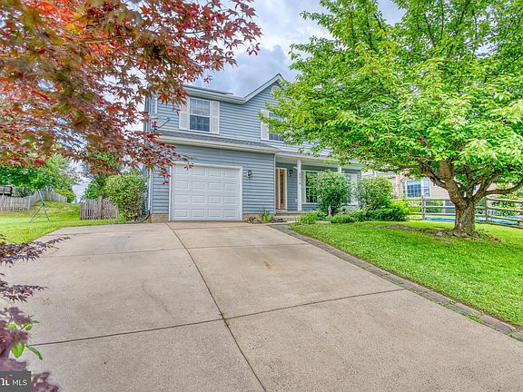 2nd image of 5616 Worchester Ct