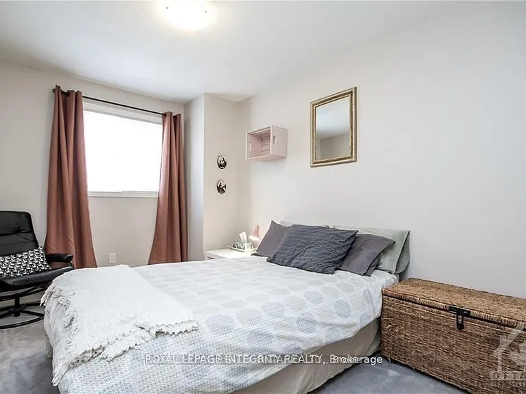 15 Peterson Pl — Photo 21