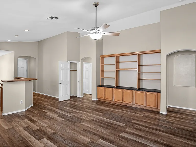 7665 E Dusty Boot Rd — Photo 2