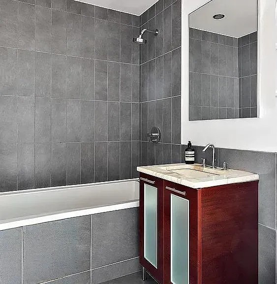 30 Bayard St #2A — Photo 7